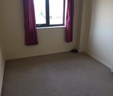 3 bedroom property to rent - Photo 2