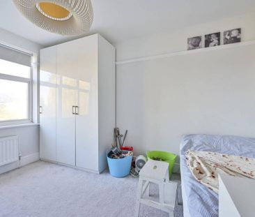 4 bedroom terraced house to rent - Photo 2