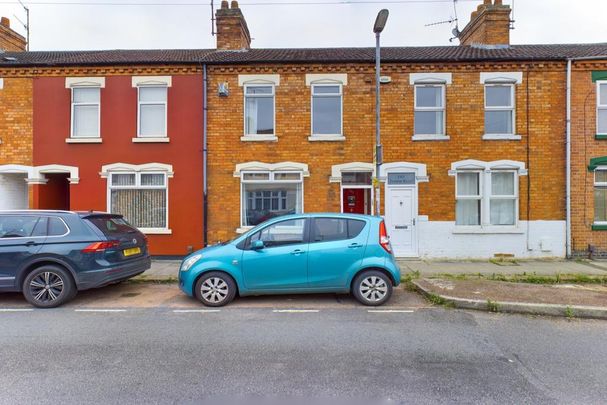 4 bedroom house to rent - Photo 1