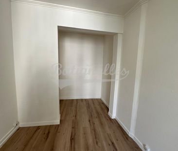 Location Appartement 1 pièce 11m² PARIS 9ème - Photo 6