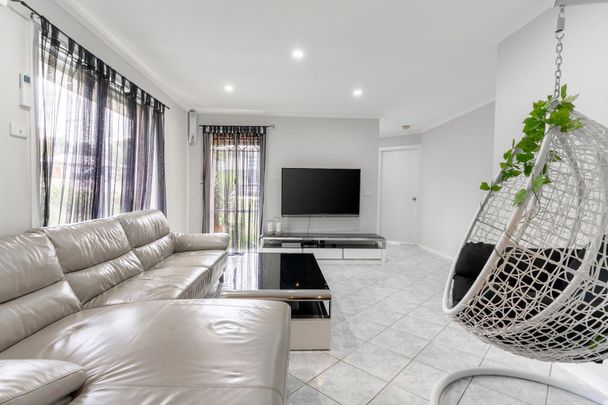 LOVELY 3 BEDROOM HOME - Photo 1