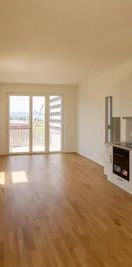TOLLE ERSTBEZUG WOHNUNG AB SOFORT zu MIETEN an der U2 - oberes Hausfeld! (Top 33) - Foto 1
