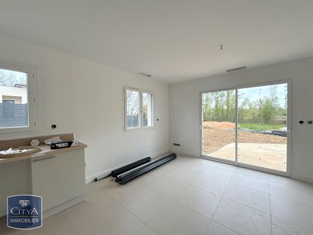 Location Maison 4 pièces 76m² MONTAUBAN 82000 - Photo 2