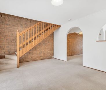 Find flexibility: where modern comfort meets low-maintenance living - Photo 2