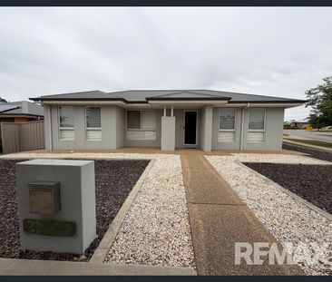 Modern Comfort Meets Convenience - Photo 1