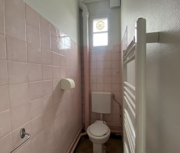 Location Appartement 2 pièces 32m² SAUMUR 49400 - Photo 3