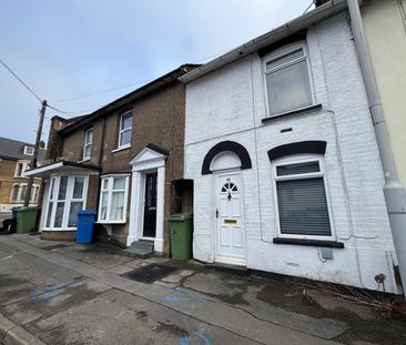 St Pauls Street, Sittingbourne - Photo 4
