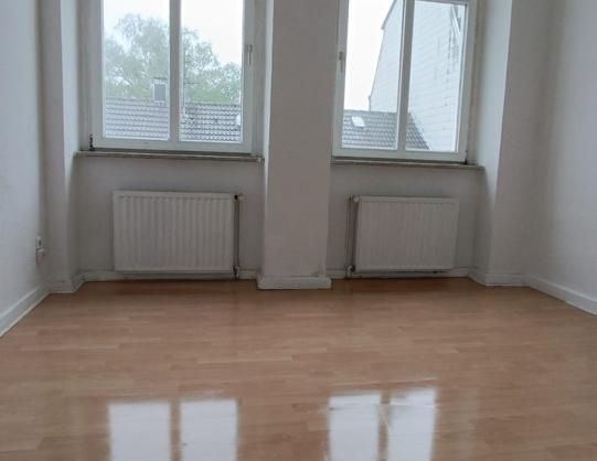 Helle 3-Zimmer Wohnung in Jungstr. 14, Wuppertal-Oberbarmen! - Foto 1