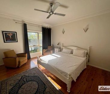 Fully furnished 1 bedroom apartment within Wollongong CBD - Photo 5