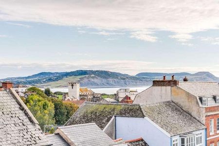 Broad Street, Lyme Regis, Dorset, DT7 - Photo 3