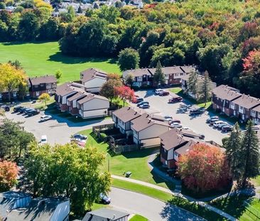 Surrey Place Townhomes | 2591-2601 Bridle Path Drive, Ottawa - Photo 1