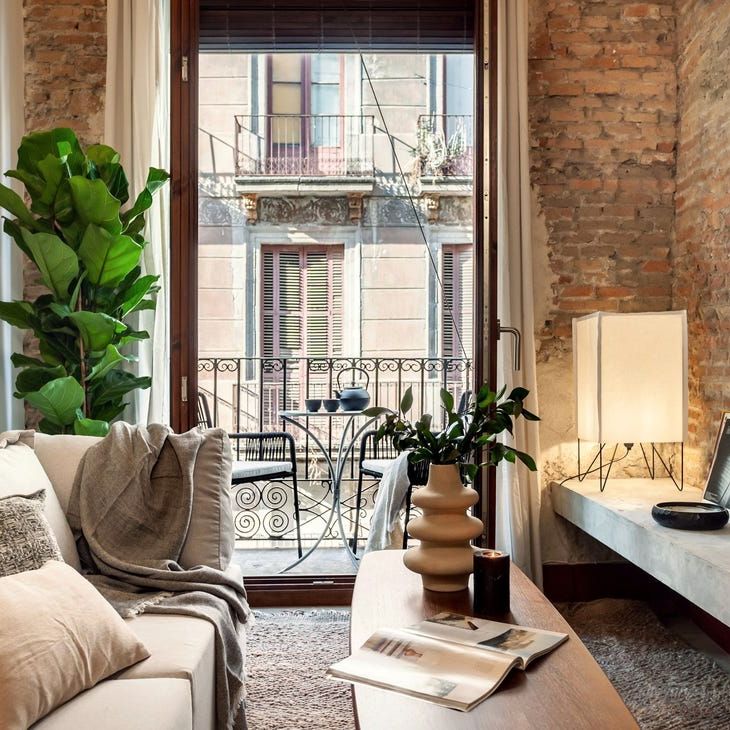 Barcelona Capital, Catalonia 08003 - Photo 1