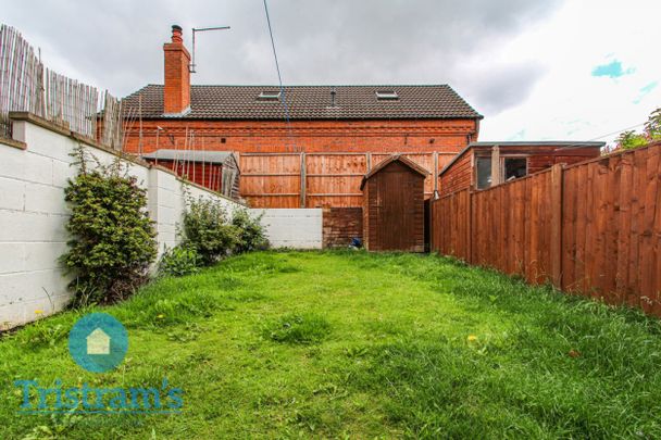 2 bed Mid Terraced House for Rent - Photo 1