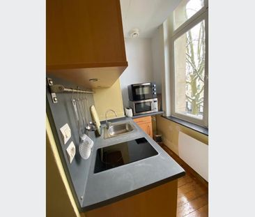 Appartement à Louer à LILLE 793 € - Photo 3