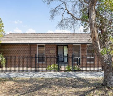 Walk to CBD from this centrally located home - Photo 3