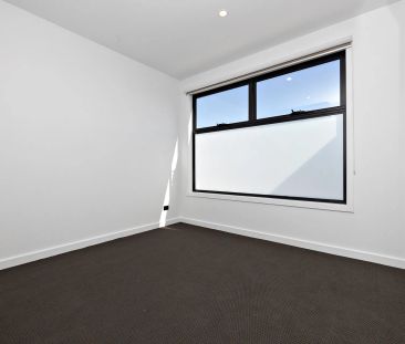 2/99 Seaview Avenue, Safety Beach. - Photo 5