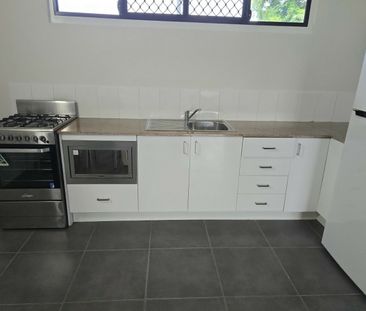 3/338 Sheridan Street, Cairns North QLD 4870 - Apartment For Rent |... - Photo 3