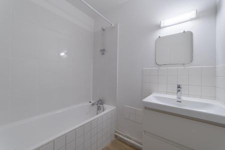 Location Appartement 4 pièces 72m² NANTES 44100 - Photo 4