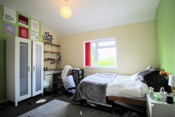 5 bedroom semi-detached house to rent - Photo 1