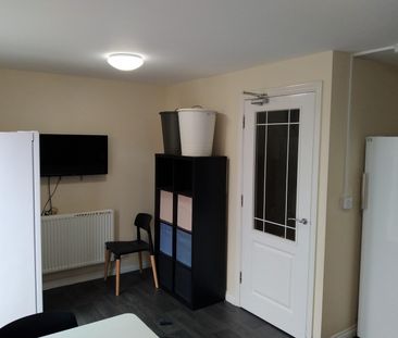 Room 3, Cartwright Way, Beeston, NG9 1RL - Photo 6