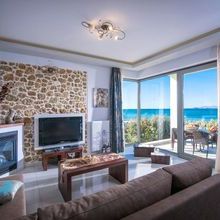 Βίλα για ενοικίαση - Γούβες, - Photo 1
