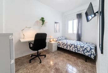 Plaça de Bisbe Benlloch, Torrent, Valencian Community 46900