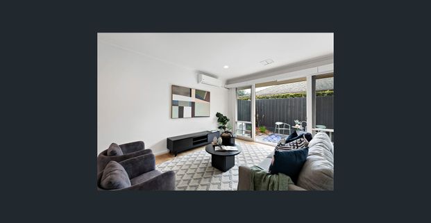 Light-Filled 3-Bedroom Townhouse in Prime Caulfield Location | FLARE REAL ESTATE - Photo 1
