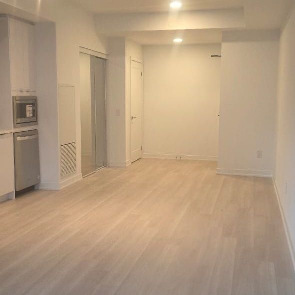 For Lease - 5105 Hurontario Street Unit# 109, Mississauga, Ontario - Photo 1