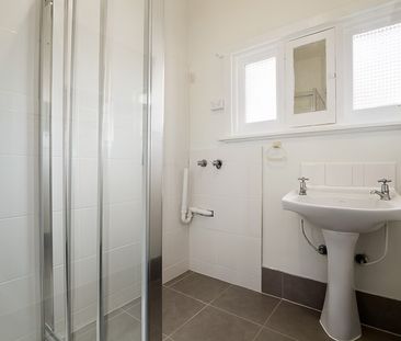 3/23 Sandham Street, Elsternwick VIC 3185 - Villa For Rent | Domain - Photo 5