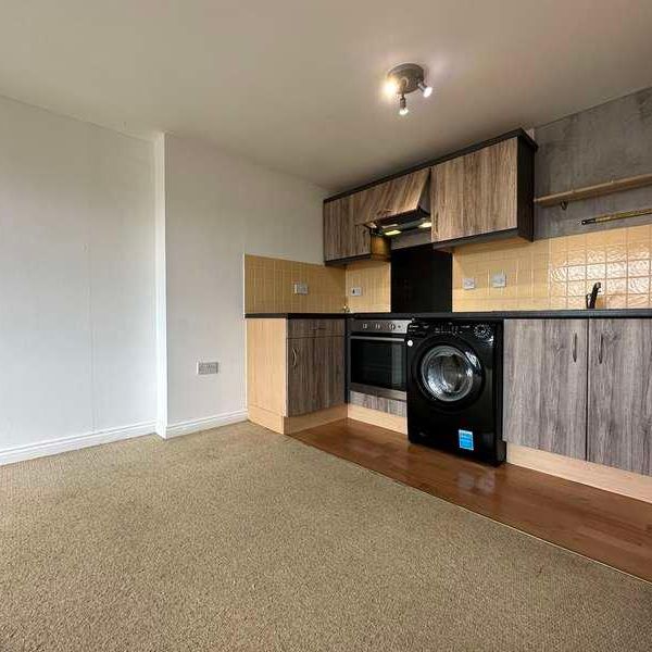 Tavistock Avenue, London, E17 - Photo 1