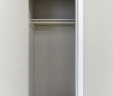 For Lease - 2312 Hixon Street Unit# 2, Oakville, Ontario - Photo 3