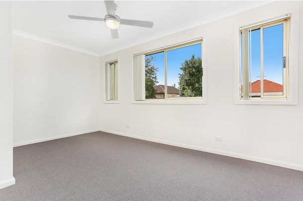 5 Fotheringham Lane, Marrickville NSW 2204 - House For Rent | Domain - Photo 1
