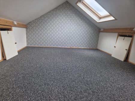 5 Bed Detached House, Mitcham Road, E6 - Photo 5