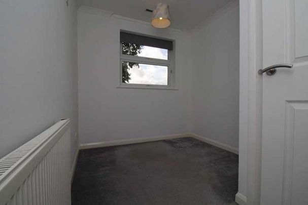 Lonsdale Way Holyport Maidenhead, SL6 - Photo 1