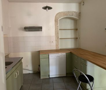 Location Appartement 3 pièces 77m² LES VANS 07140 - Photo 3