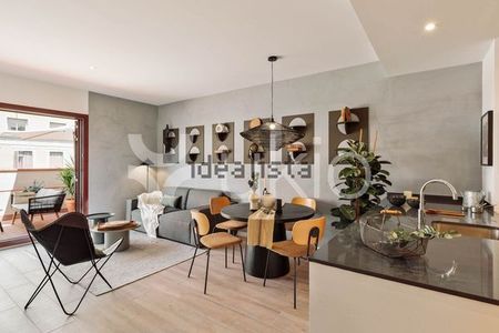 Alquiler de ático en Calle de Floridablanca - Photo 2