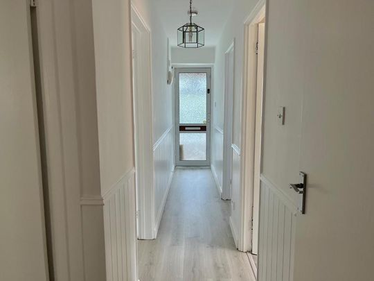 2 bedroom semi-detached bungalow to rent - Photo 1