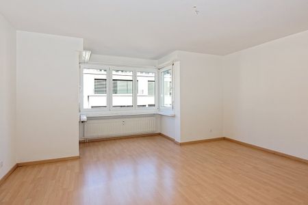 Rent a 3 rooms apartment in Basel - Foto 4