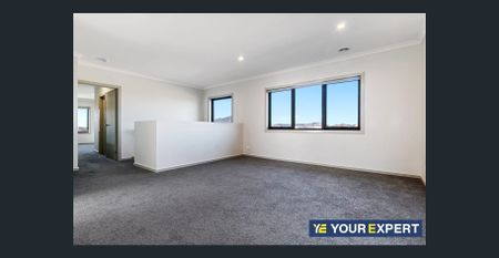 Spectacular Double-Storey Haven in the Coveted Lilium Estate - Photo 3