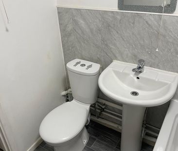 1 Bed Flat, Kent Street North, B18 - Photo 5