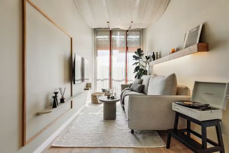 Carrer de Floridablanca, Barcelona, Catalonia 08011 - Photo 3