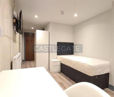 Studio to rent - Photo 2