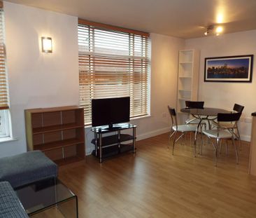 2 bedroom apartment to rent - Photo 2