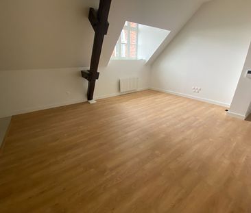 Location Appartement 3 pièces 65m² ROUBAIX 59100 - Photo 2