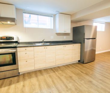 Spacious and Private 2-Bedroom Apartment in Welland! - Photo 2