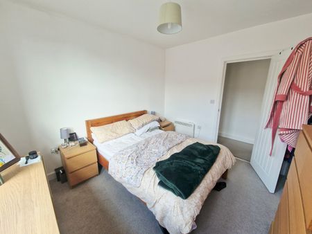 2 bedroom apartment to rent - Photo 2