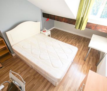 8 bedroom terraced house to rent - Photo 4