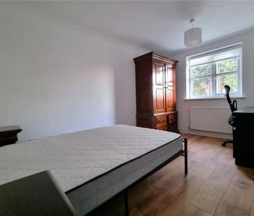 3 bedroom semi-detached house to rent - Photo 5