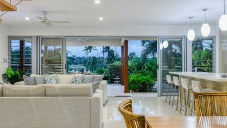 8 Cascade Drive, Port Douglas QLD - Photo 2