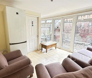 5 bedroom house share to rent - Photo 1